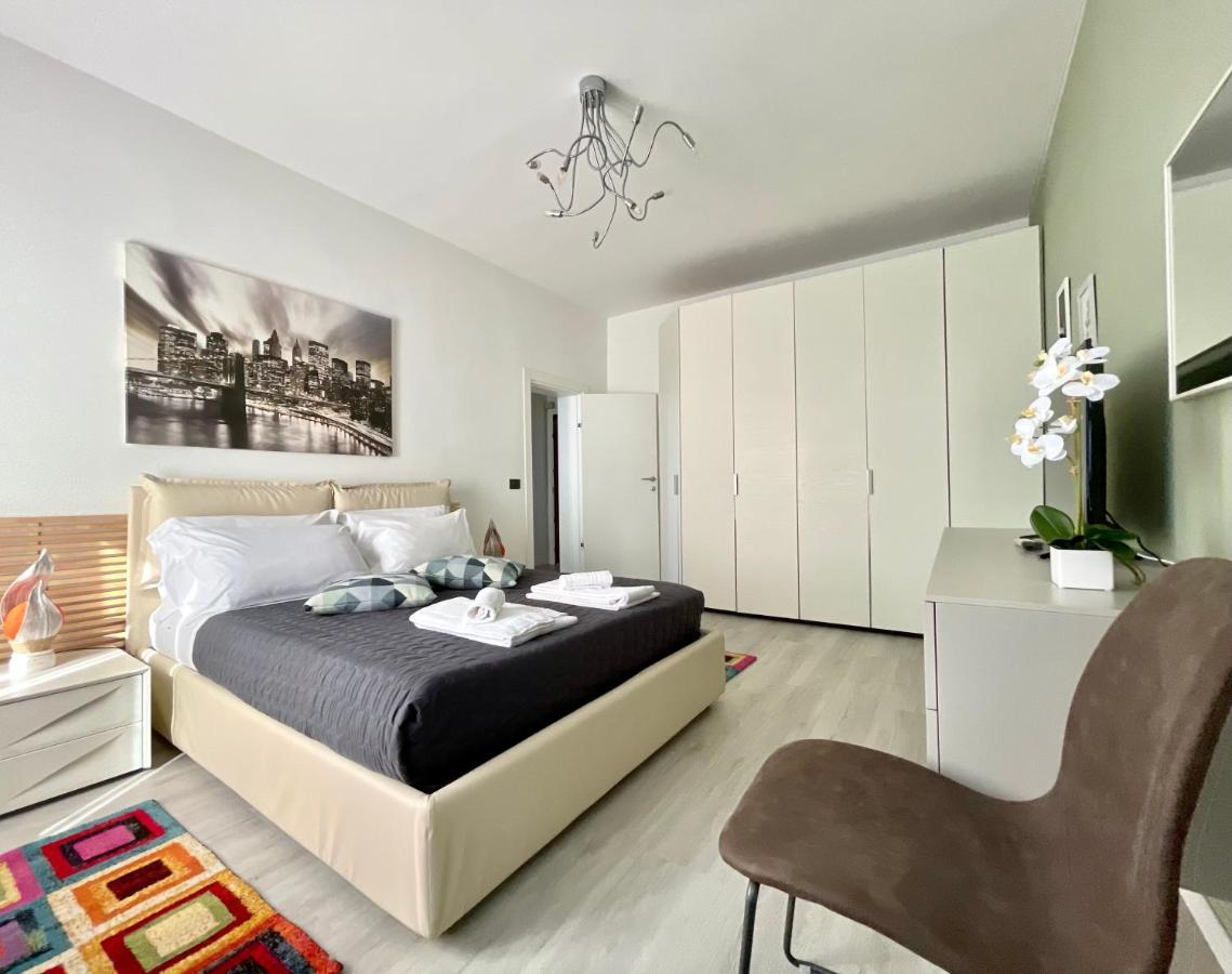 Ca' Monica Panoramic-canal View, Biennale Appartement *