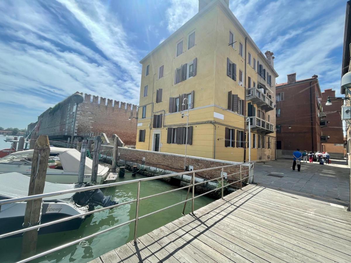 Ca' Monica Panoramic-canal View, Biennale Appartement