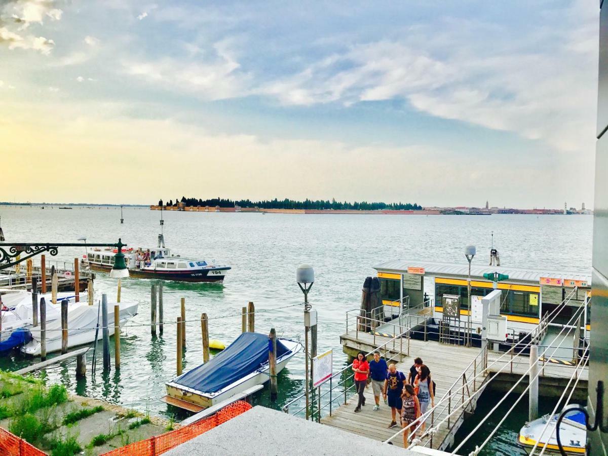Ca' Monica Panoramic-canal View, Biennale Appartement